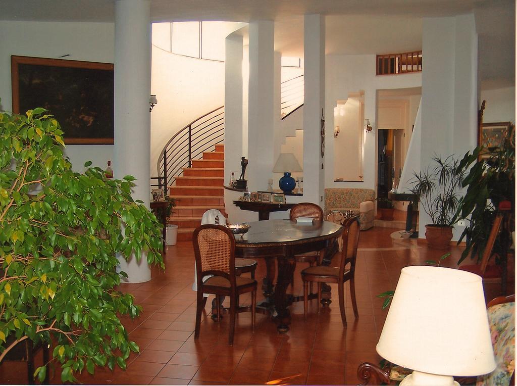 B&B Villa Napoli Battipaglia Exterior photo